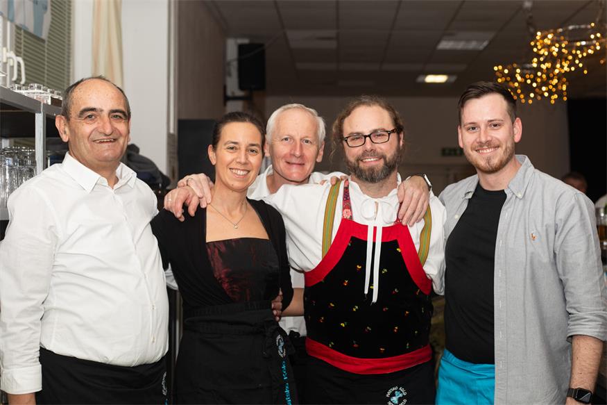 Der Tanzboden bebt beim kroatischen Ball in Neudorf