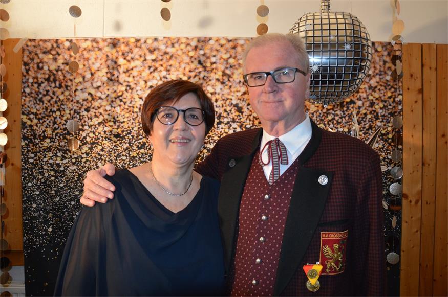 Großhöflein tanzte mit dem Musikverein zum Start der Ballsaison 2025
