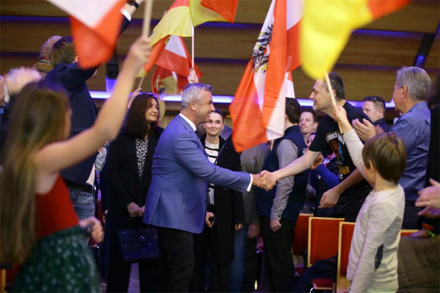Standing Ovations für Norbert Hofer