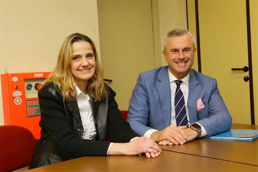 Standing Ovations für Norbert Hofer