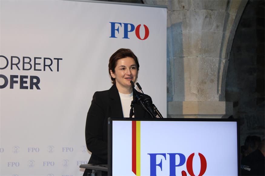 FPÖ-Finale in Burgmauern: Hofer will mitregieren