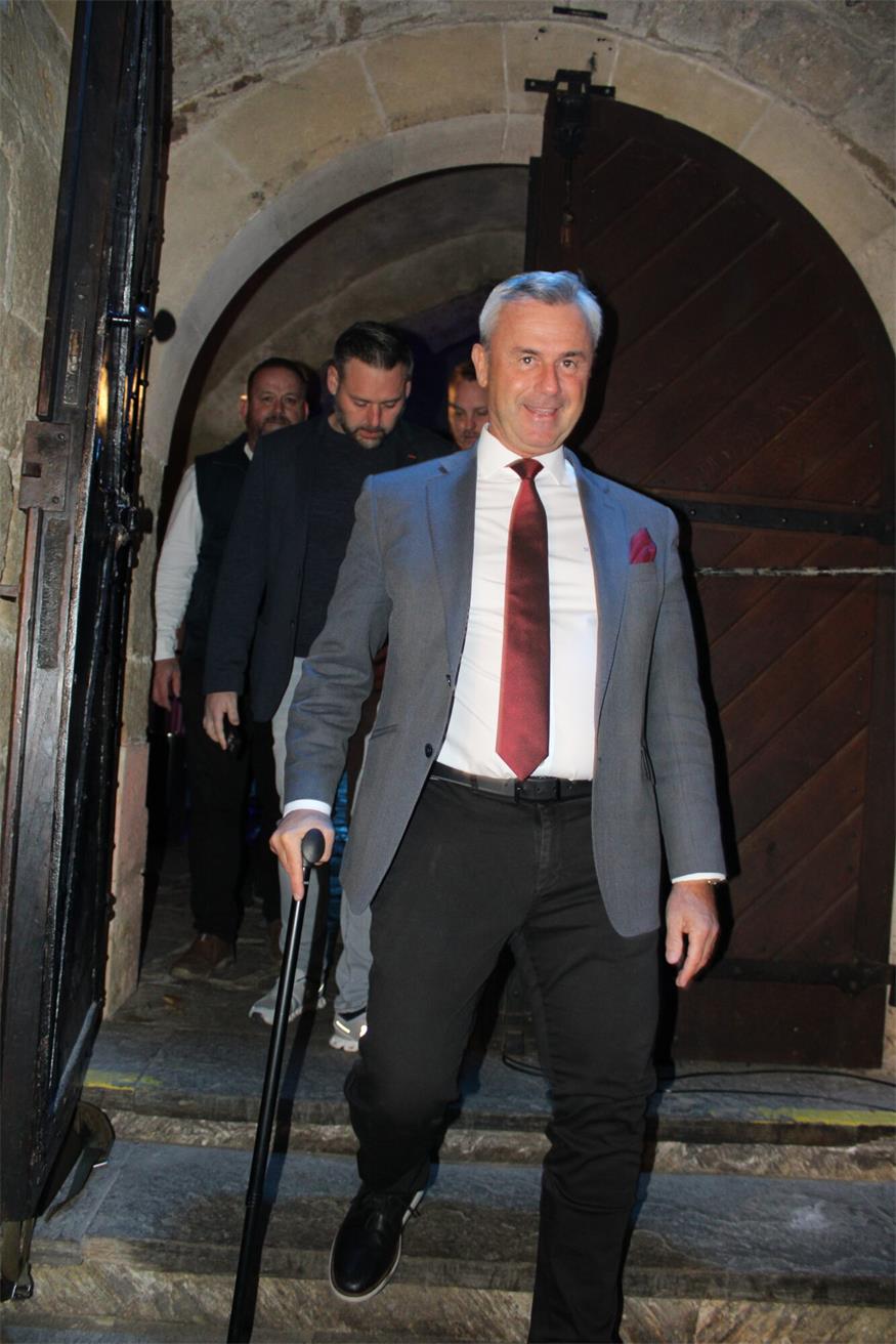 FPÖ-Finale in Burgmauern: Hofer will mitregieren