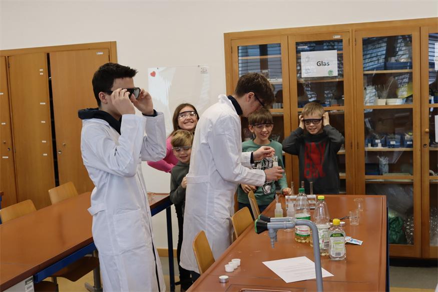Junge Talente beim MINT-Tag im Gymnasium Oberpullendorf fördern