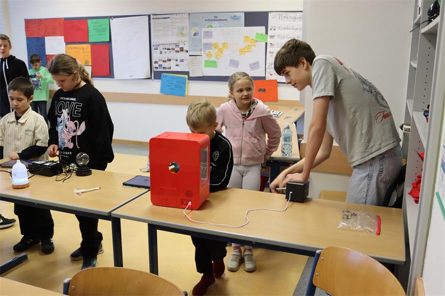 Junge Talente beim MINT-Tag im Gymnasium Oberpullendorf fördern