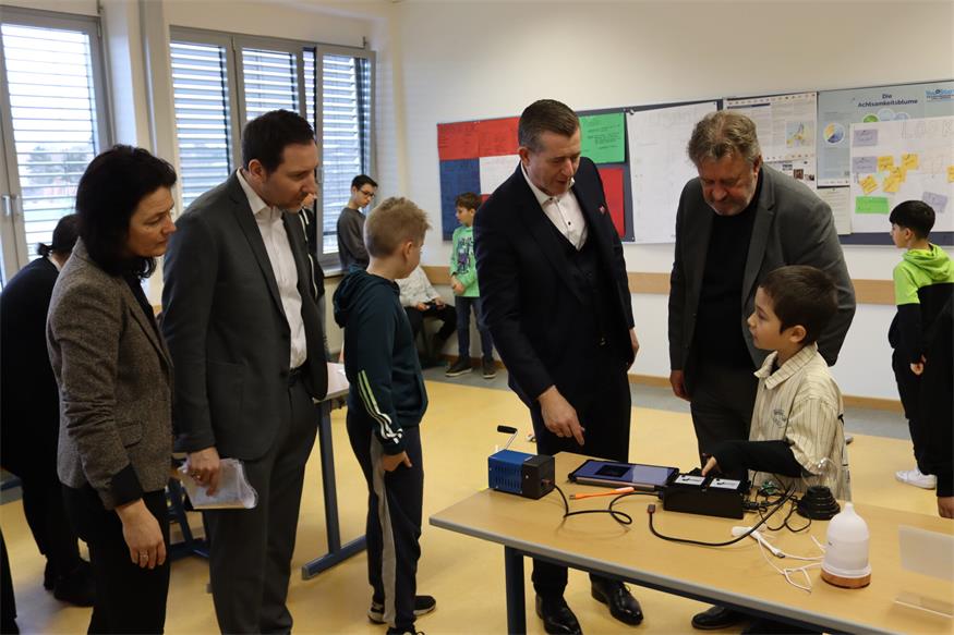 Junge Talente beim MINT-Tag im Gymnasium Oberpullendorf fördern