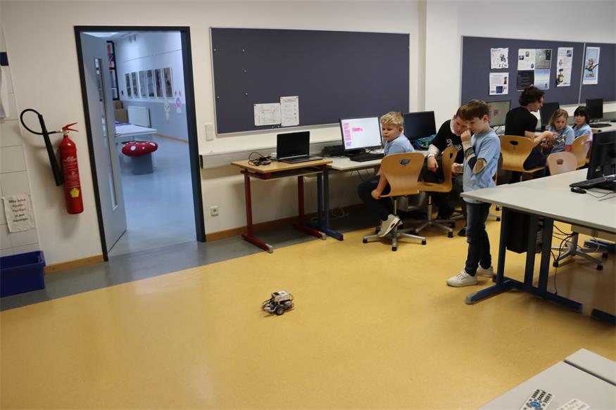 Junge Talente beim MINT-Tag im Gymnasium Oberpullendorf fördern