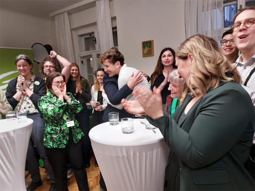 So reagieren die Parteien auf das Wahlergebnis