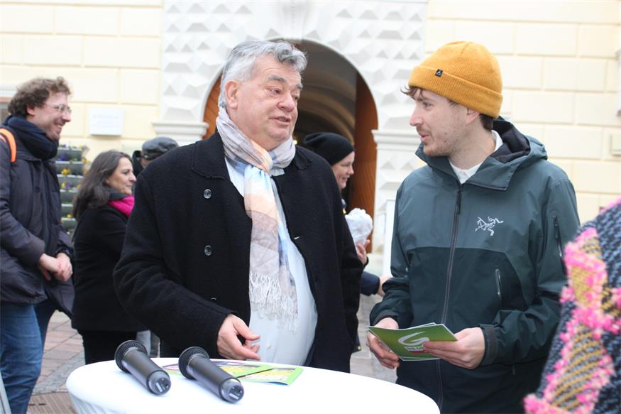 Vereinter Auftritt mit Werbung fürs „grüne Kreuzerl“