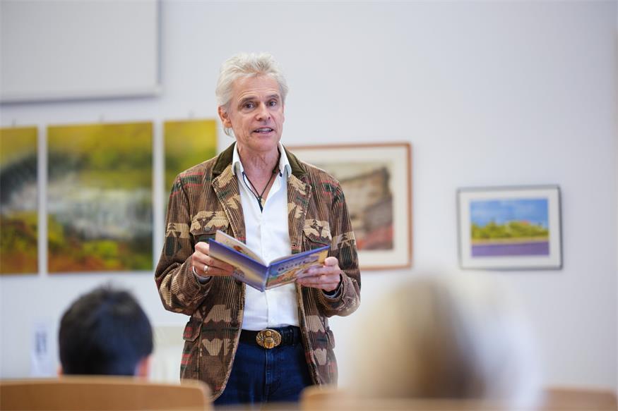 Thomas Brezina las für Volksschulkinder
