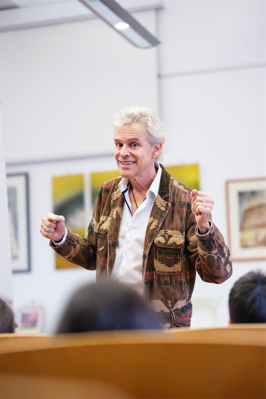 Thomas Brezina las für Volksschulkinder