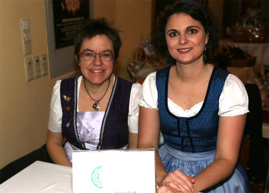 Neusiedl am See: Dirndl, Tanz und jede Menge Spaß