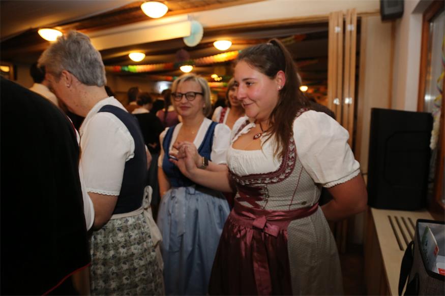 Neusiedl am See: Dirndl, Tanz und jede Menge Spaß