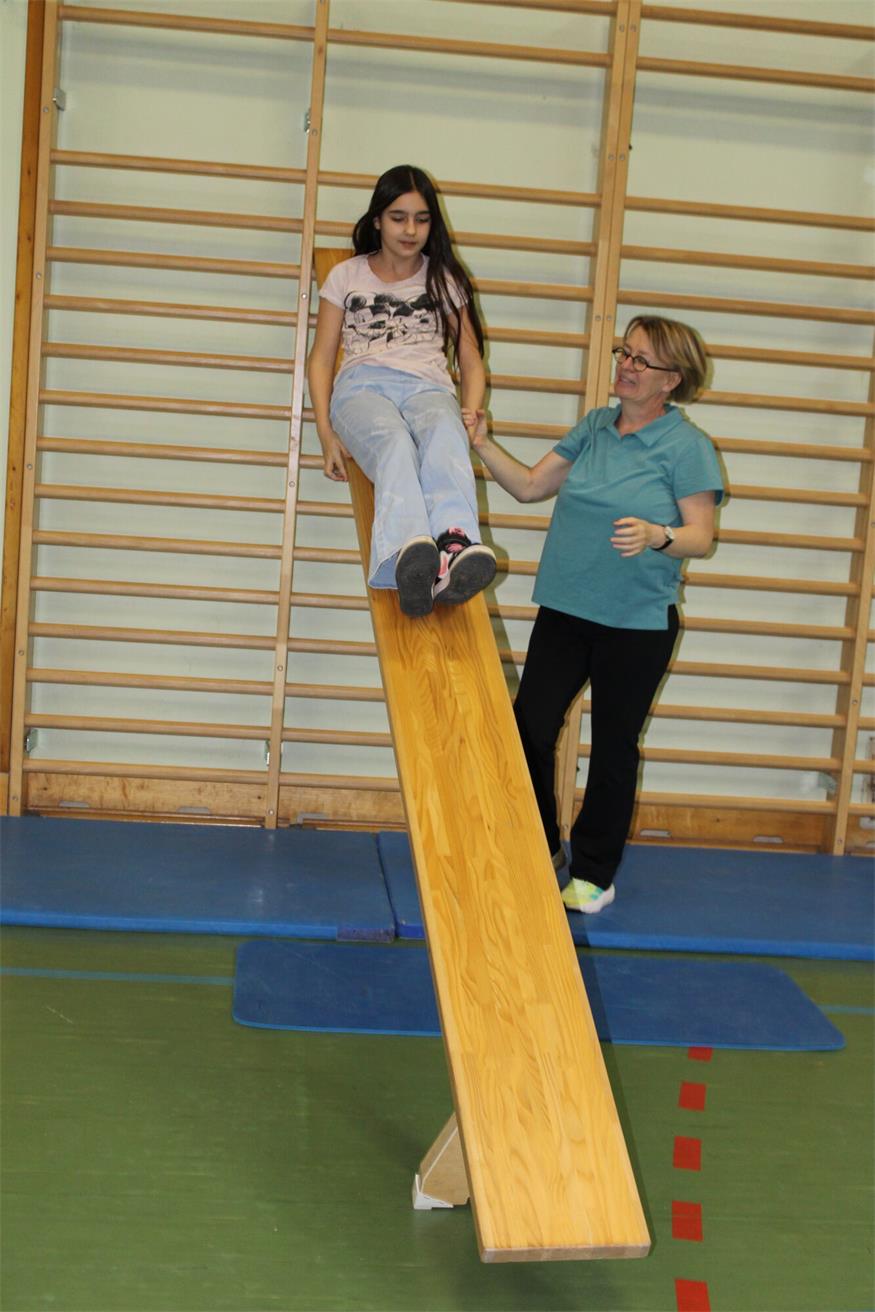 MS Oberpullendorf: Von heißen Experimenten bis zum Ninja-Parcours