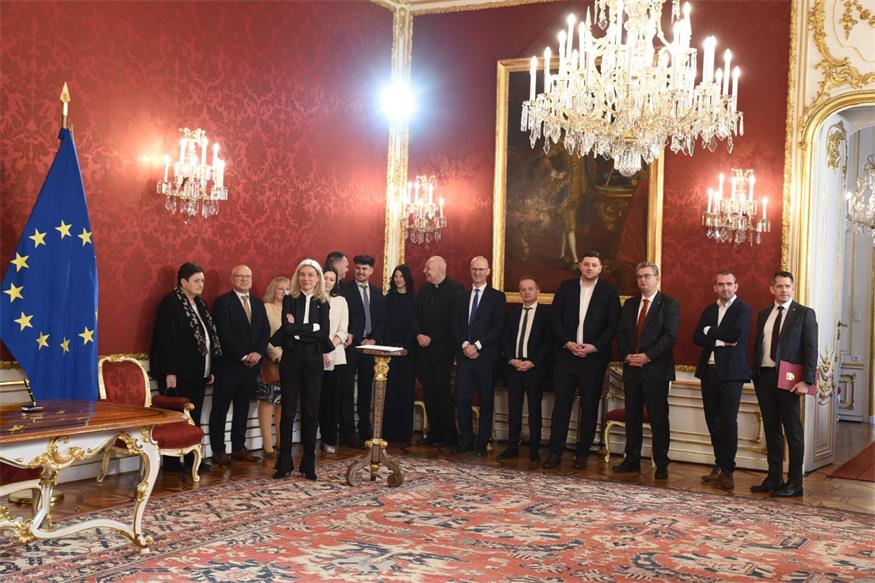 Angelobung: Doskozil bei Van der Bellen in der Hofburg