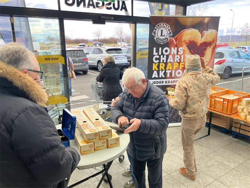 Lions Neusiedler See: Faschingskrapfen essen mit gutem Gewissen