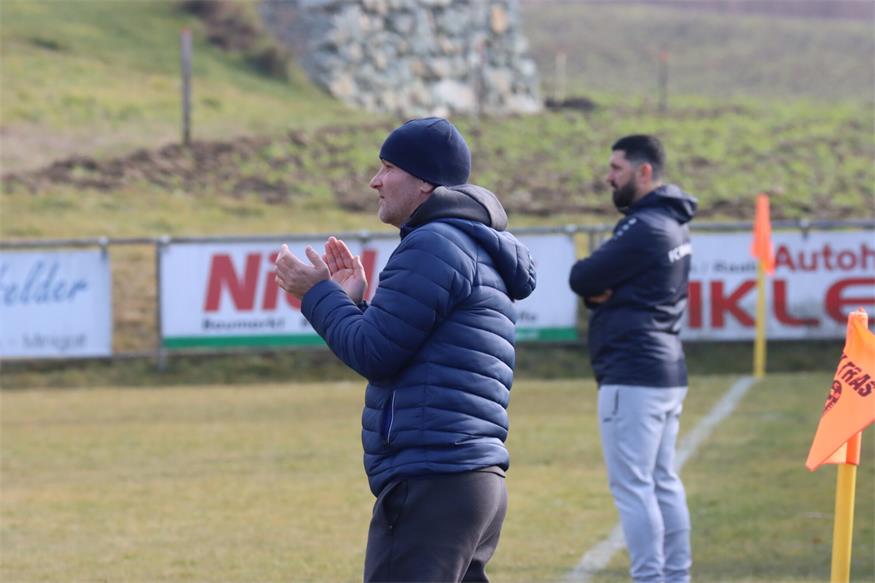 Fußball-Test: Mühlgraben knackt Minihof-Liebau