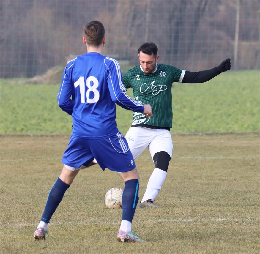 Fußball-Test: Mühlgraben knackt Minihof-Liebau