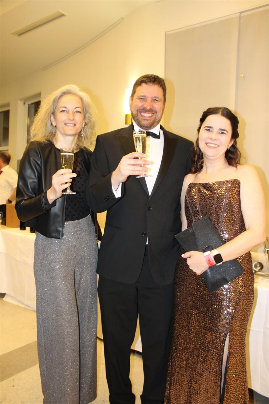 Gelungene Ballpremiere mit der Oberpullendorfer Krebslergilde