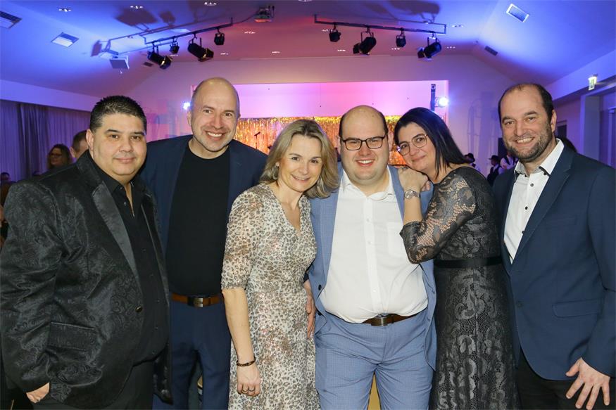 Traditioneller Roma-Ball in Unterwart