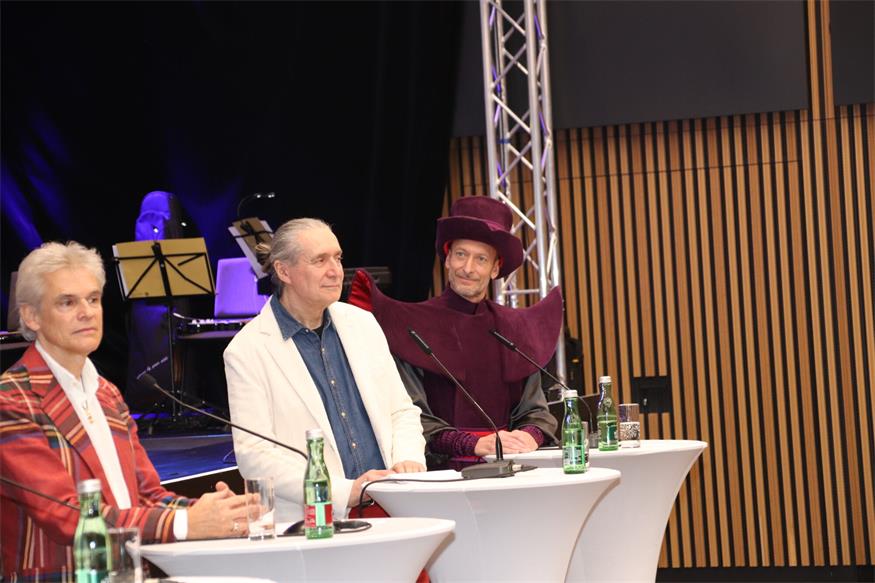 „Die fliegende Burg“ landet heute im Burgenland