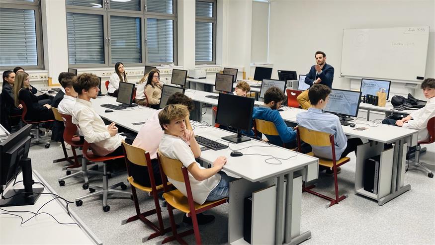 HAK Frauenkirchen zeigt nachhaltige Jobs mit Perspektiven