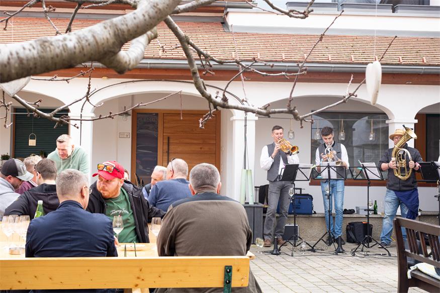 Joiser Sautanz: Kulinarisches Fest mit Blunzn, Wein und Musik