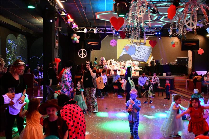 Kindermaskenball im Jazz Pub in Wiesen