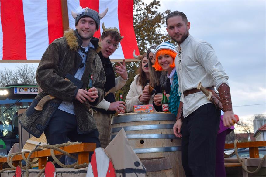 Bunter Faschingsrummel in Frankenau
