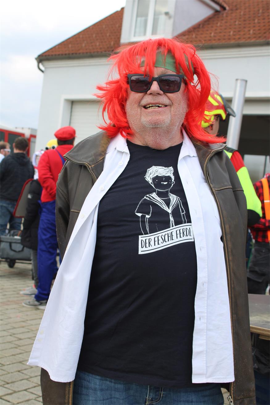 Feuerwehr Oberloisdorf rückte mit der Arche aus