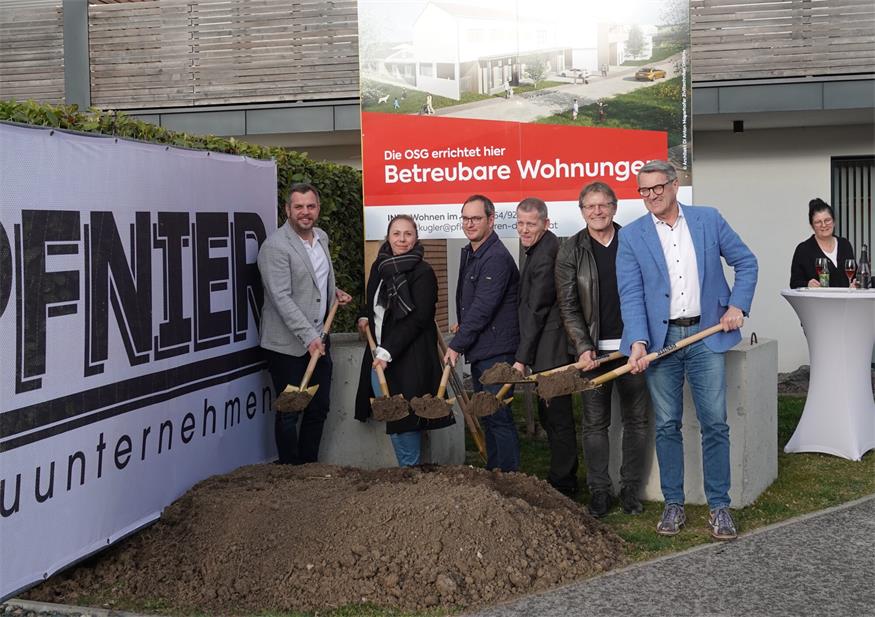 Spatenstich für 13 betreubare Wohnungen in Raiding erfolgt
