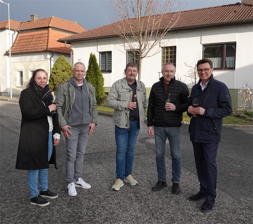 Spatenstich für 13 betreubare Wohnungen in Raiding erfolgt