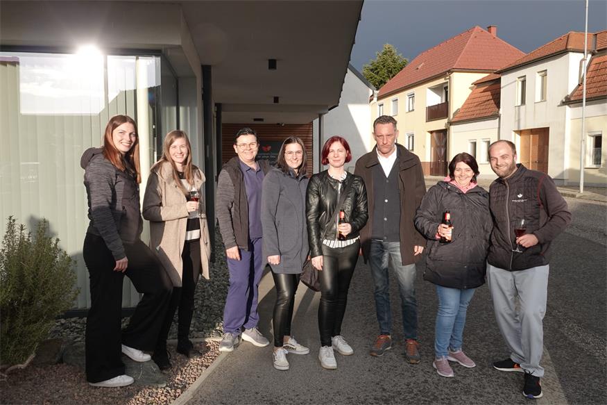 Spatenstich für 13 betreubare Wohnungen in Raiding erfolgt