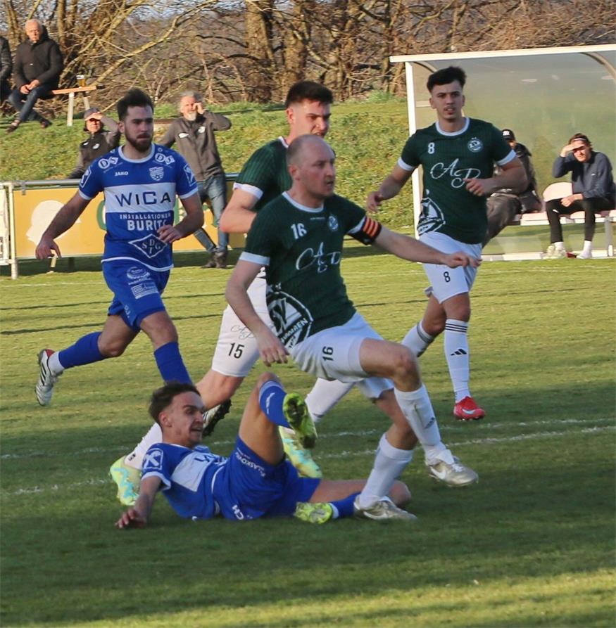 Und schon wieder ein neuer Spitzenreiter in der 2. Liga Süd