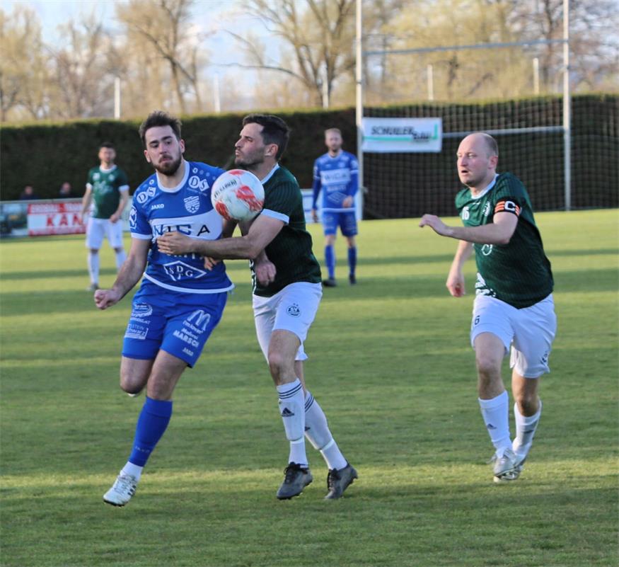 Und schon wieder ein neuer Spitzenreiter in der 2. Liga Süd