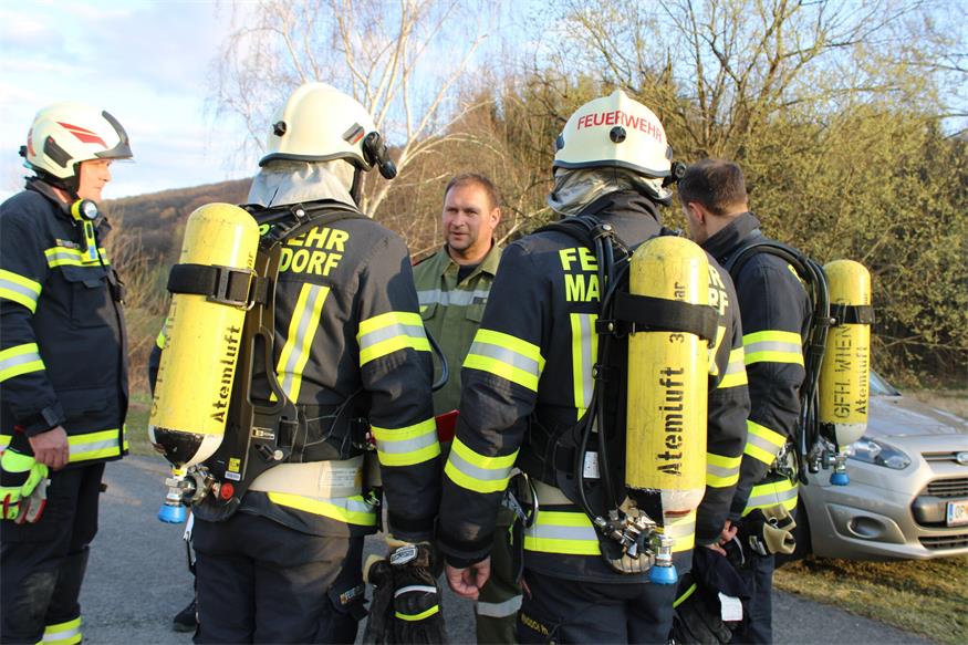 Übung mit 94 Feuerwehrleuten in Rattersdorf hat gut gefunkt