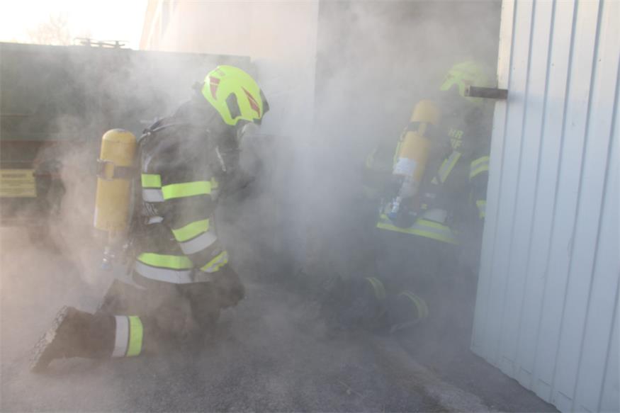 Übung mit 94 Feuerwehrleuten in Rattersdorf hat gut gefunkt