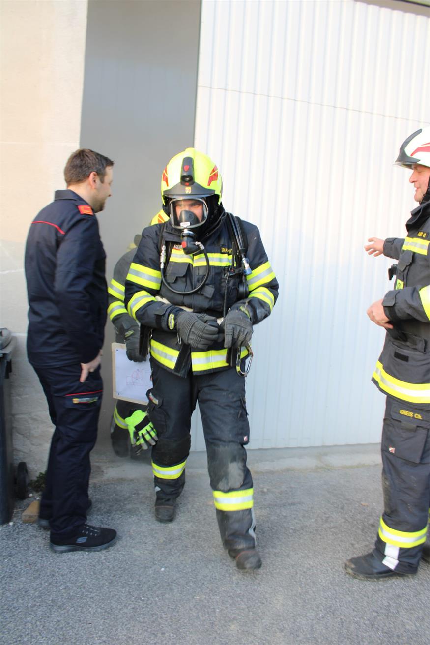 Übung mit 94 Feuerwehrleuten in Rattersdorf hat gut gefunkt