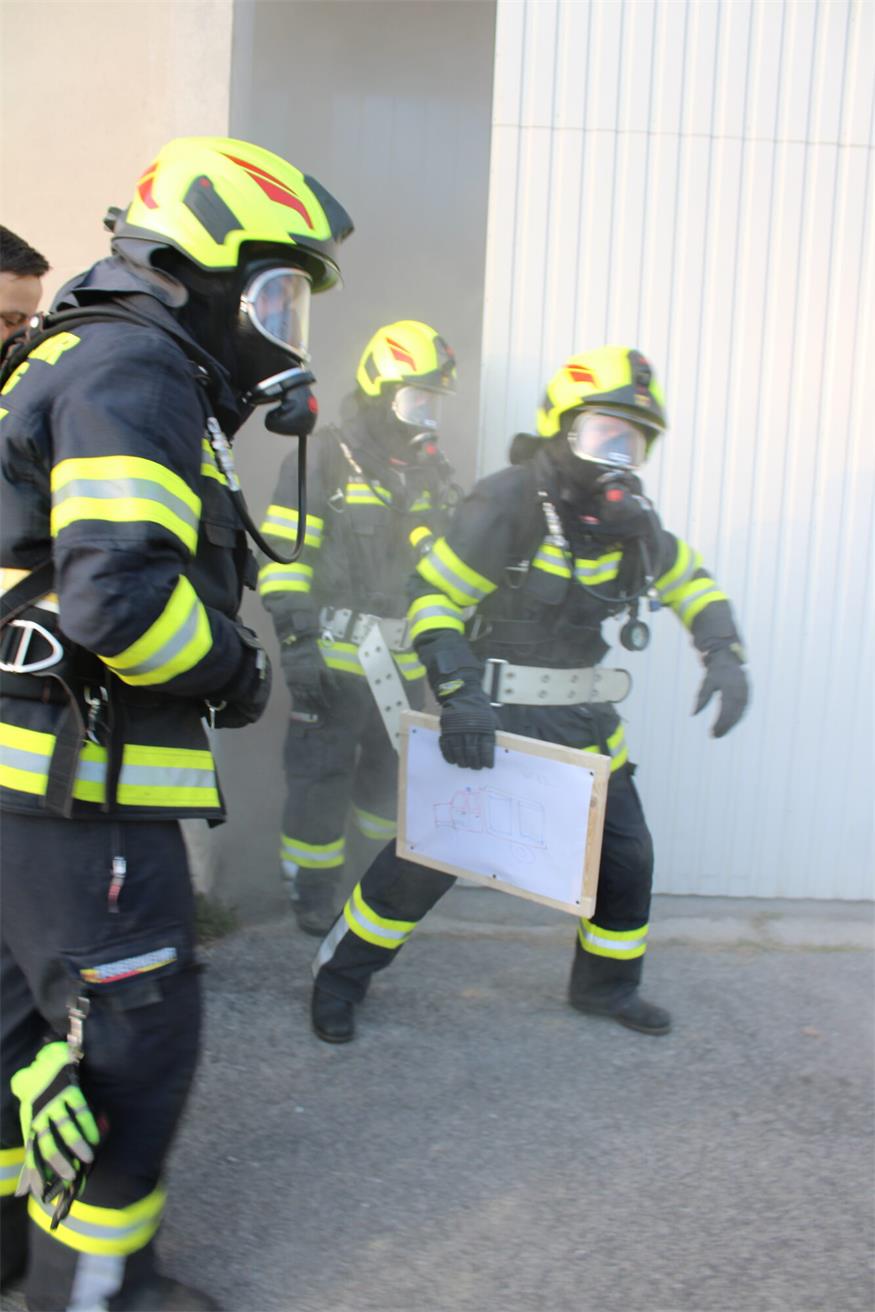 Übung mit 94 Feuerwehrleuten in Rattersdorf hat gut gefunkt