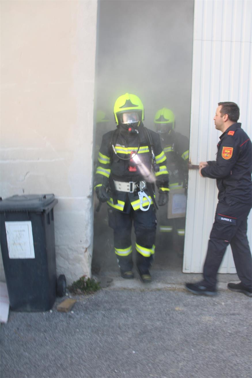 Übung mit 94 Feuerwehrleuten in Rattersdorf hat gut gefunkt