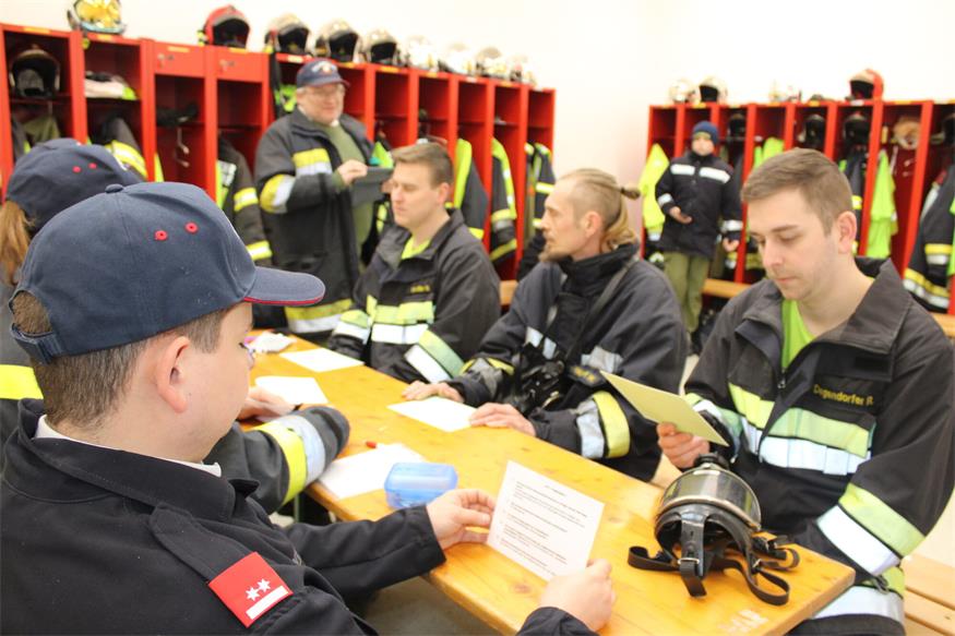 Speerspitzen von vier Feuerwehren unterzogen sich Leistungsprüfung