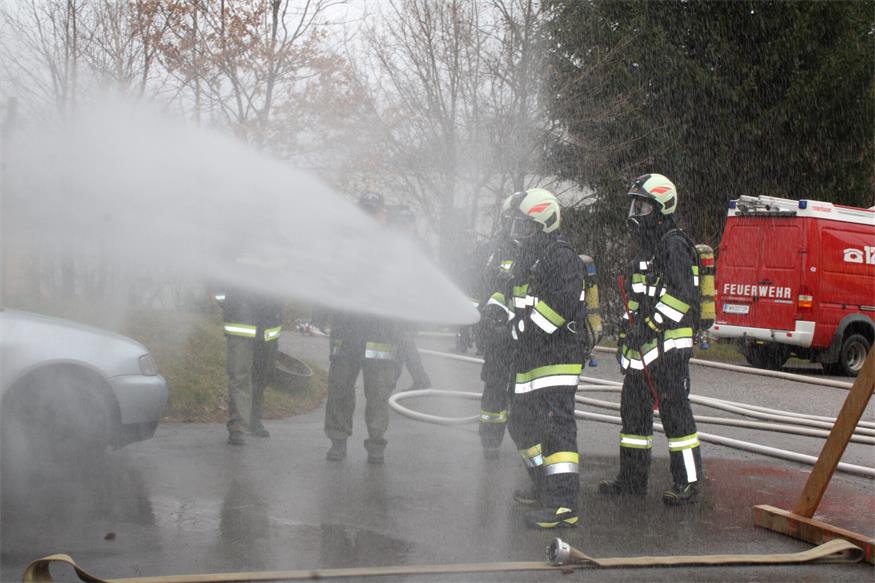 Speerspitzen von vier Feuerwehren unterzogen sich Leistungsprüfung