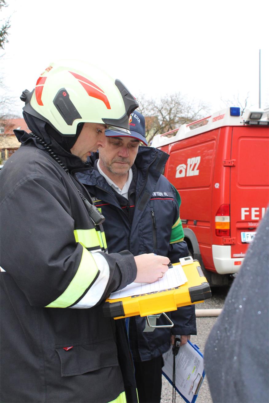 Speerspitzen von vier Feuerwehren unterzogen sich Leistungsprüfung