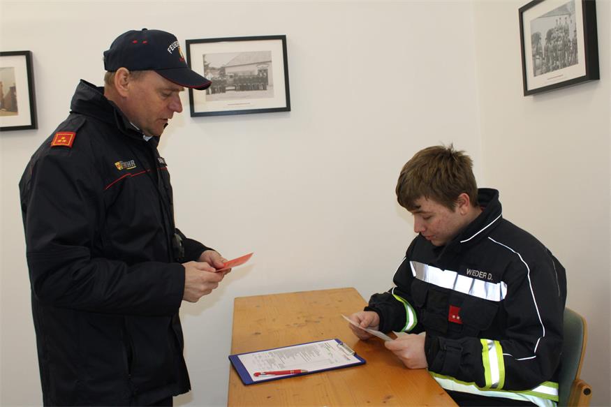 Speerspitzen von vier Feuerwehren unterzogen sich Leistungsprüfung