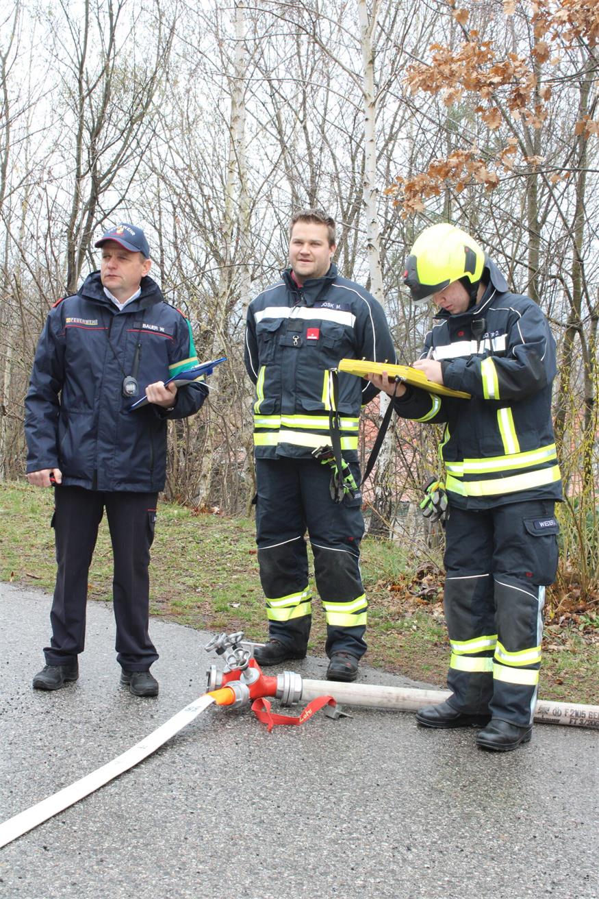 Speerspitzen von vier Feuerwehren unterzogen sich Leistungsprüfung