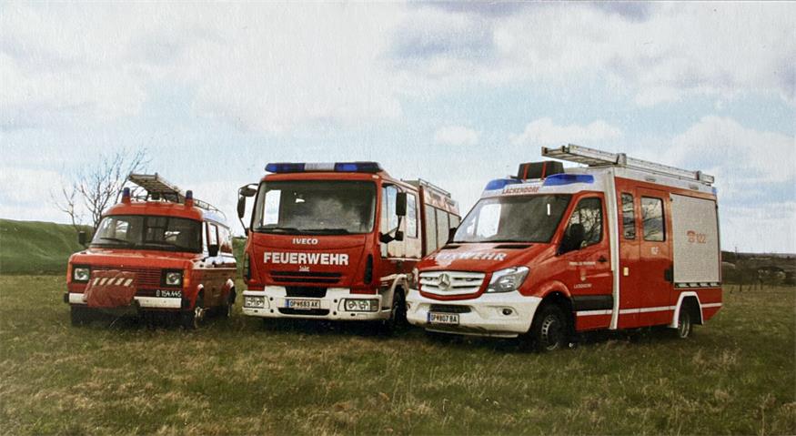 Lackendorfer Feuerwehrjugend packte beim Feuerwehrheurigen mit an