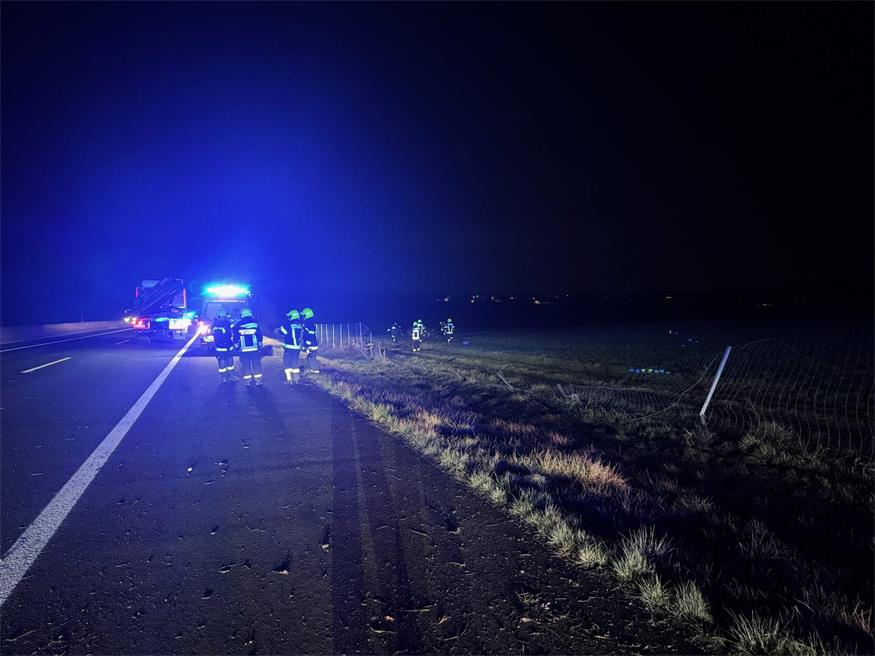 Alkolenker ohne Führerschein verursachte Unfall: Eine Person verletzt
