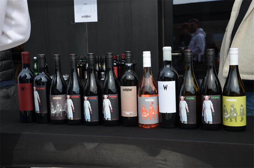 Frühlingsgefühle im Glas: Erster Weinfrühling in Andau