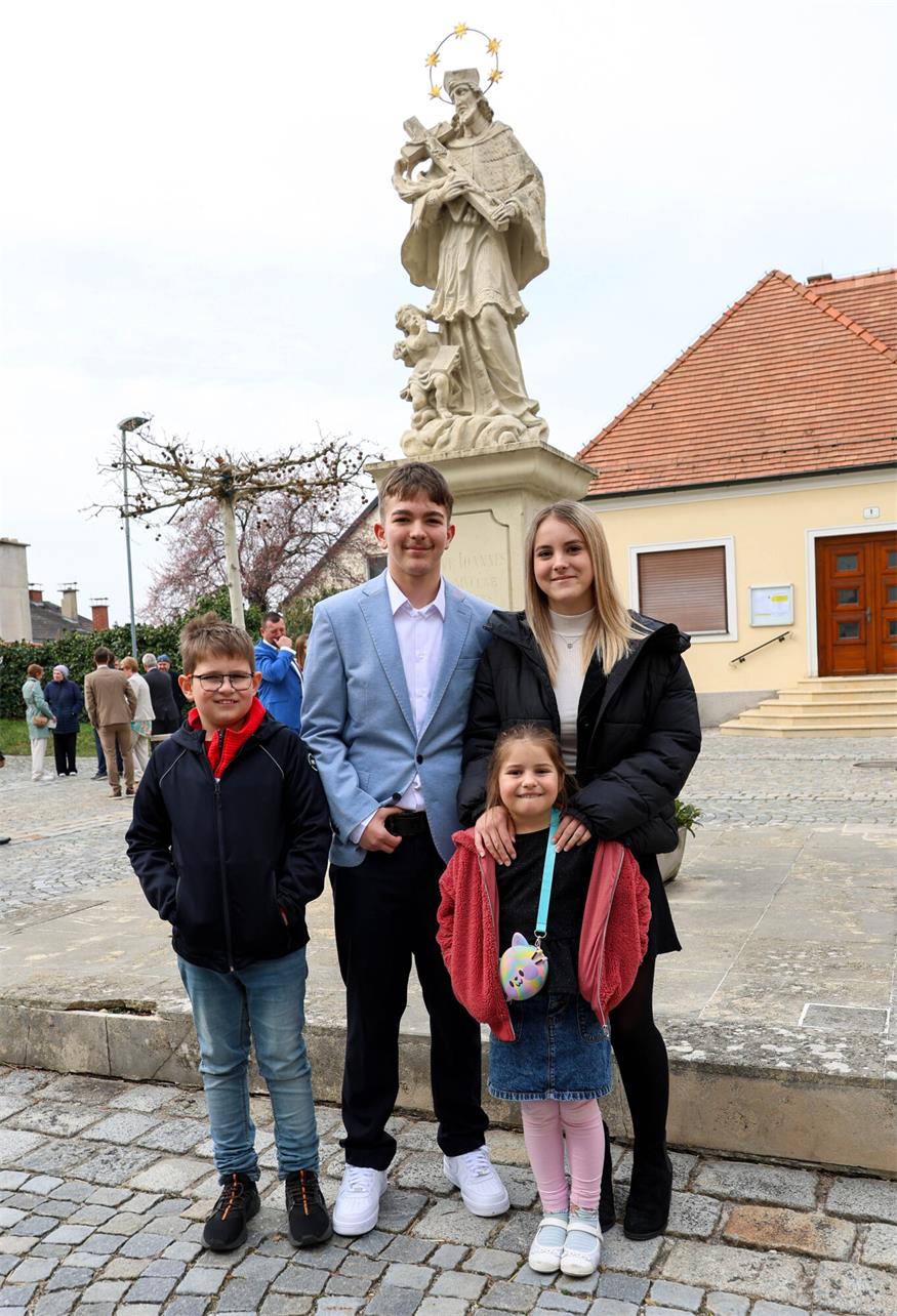 Firmung mit Bischof Ägidius Zsifkovics am Eisenstädter Oberberg