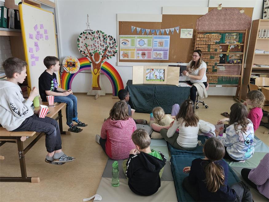 Pilgersdorfer Volksschule wurde zum „Vorlesekino“