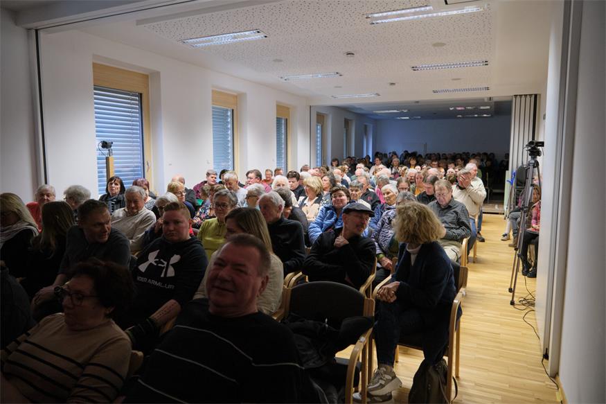 Mönchhof: Die schlimmen Buben feierten Premiere